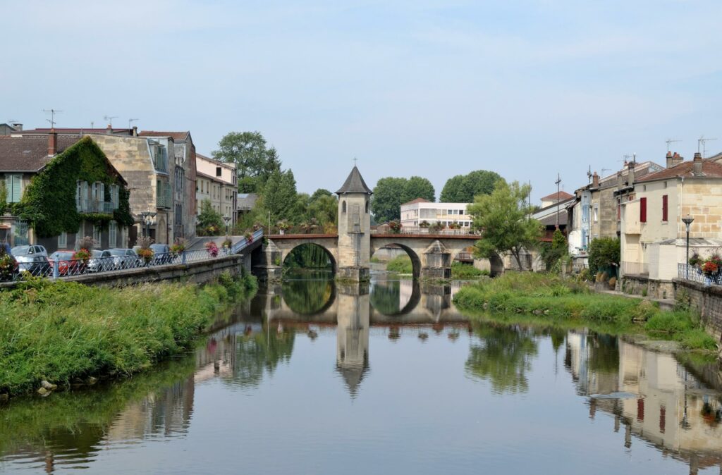 Le pont Notre Dame à Bar-le-Duc dans la Meuse