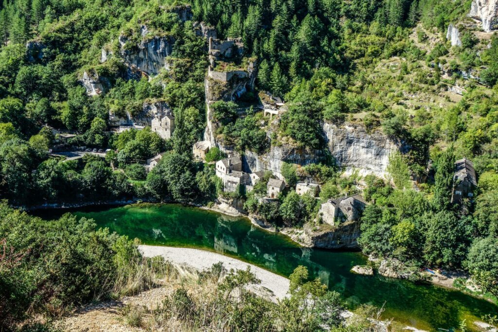Le village de Castelbouc