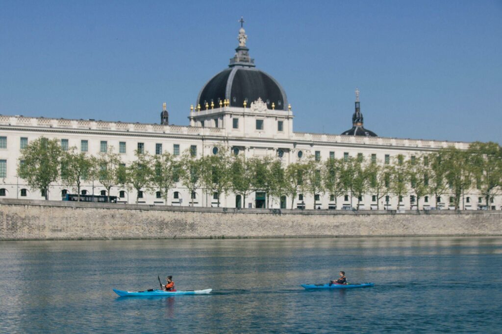 L'hôtel Dieu dans les monuments de Lyon