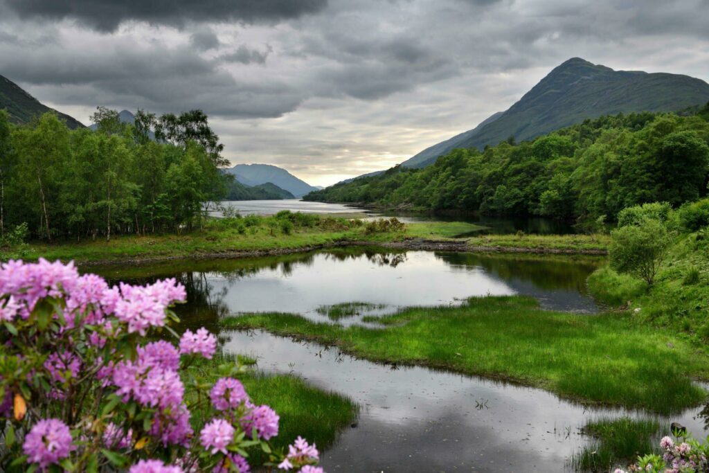 Le Loch Leven en Écosse