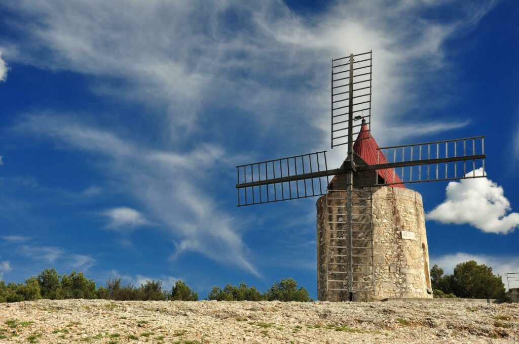 Le moulin de Daudet autour d'Avignon