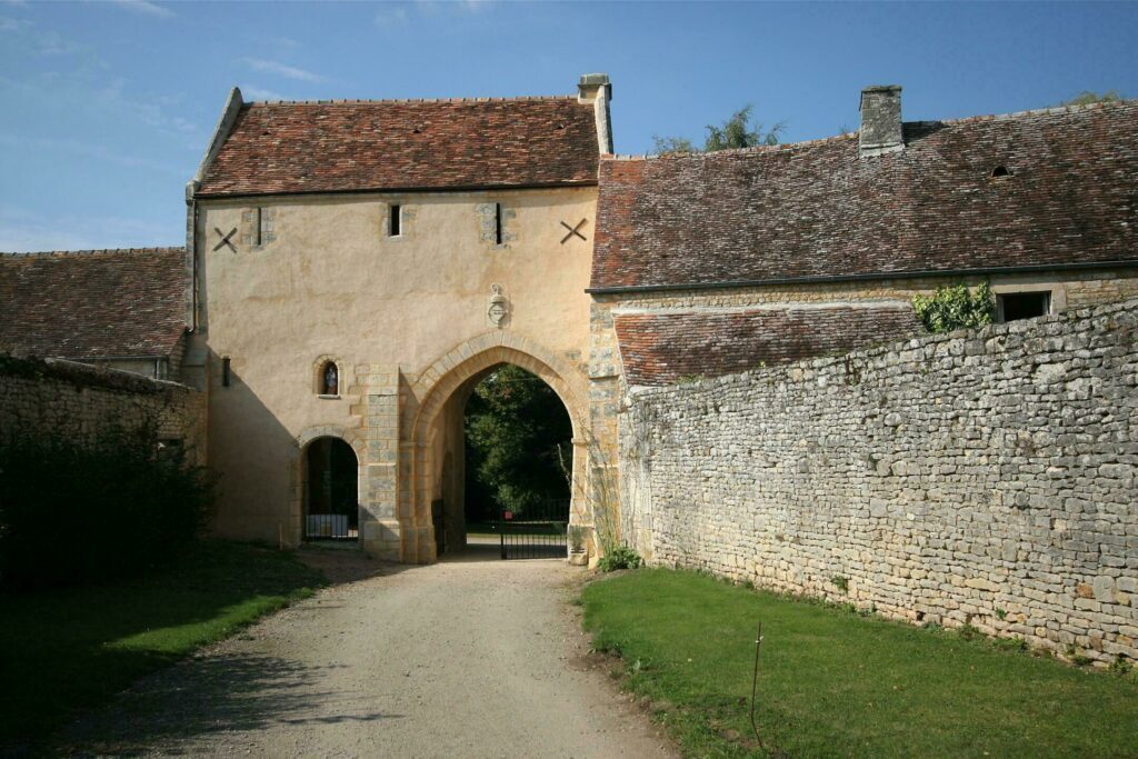 L'abbaye de Villers-Canivet dans les villages de la Suisse Normande