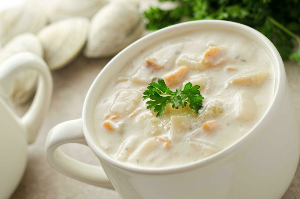 Clam chowder, une soupe de palourdes (USA)