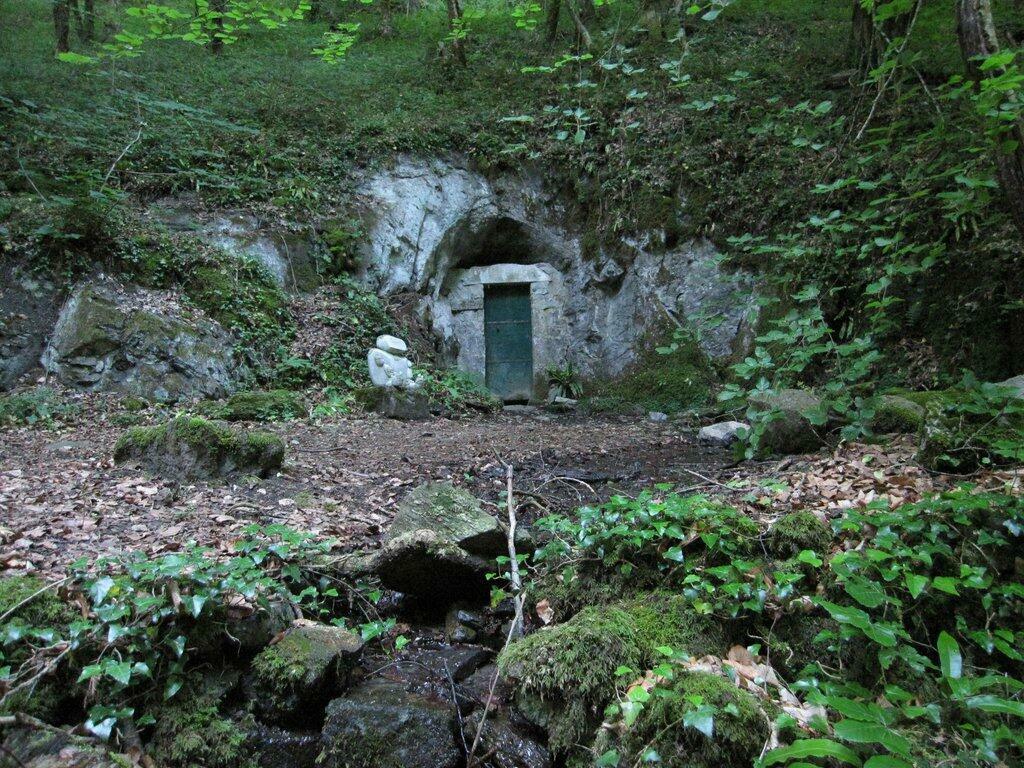 La Grotte des fées autour de Vichy