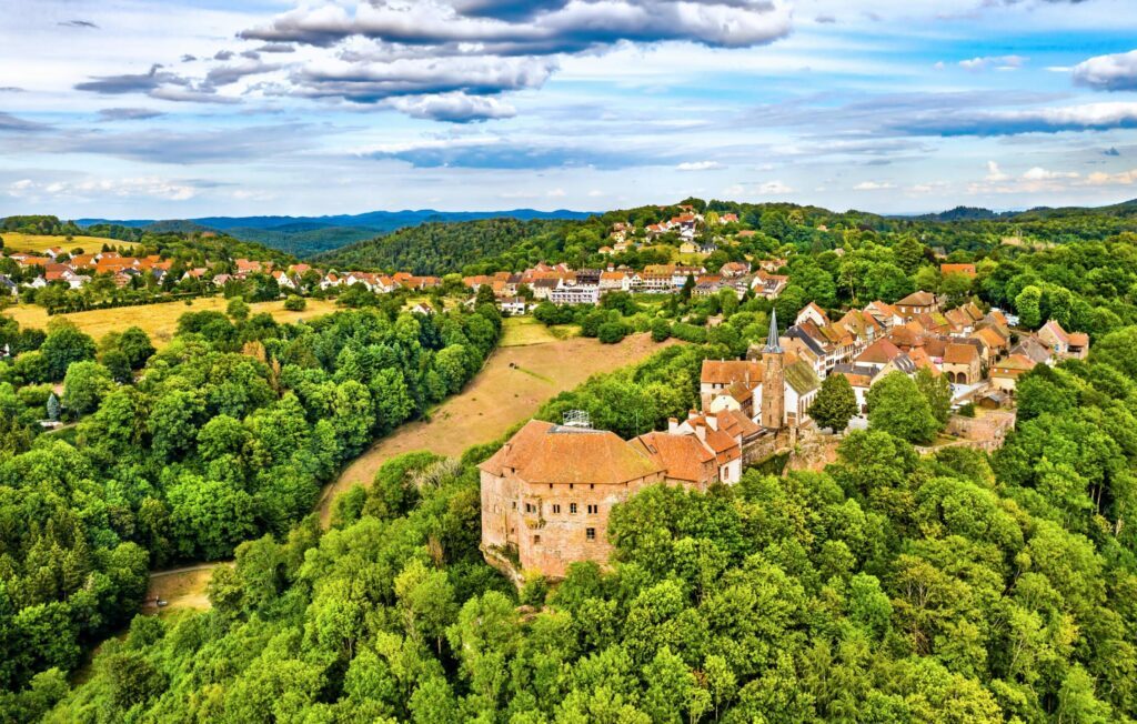 La Petite-Pierre dans les paysages des Vosges