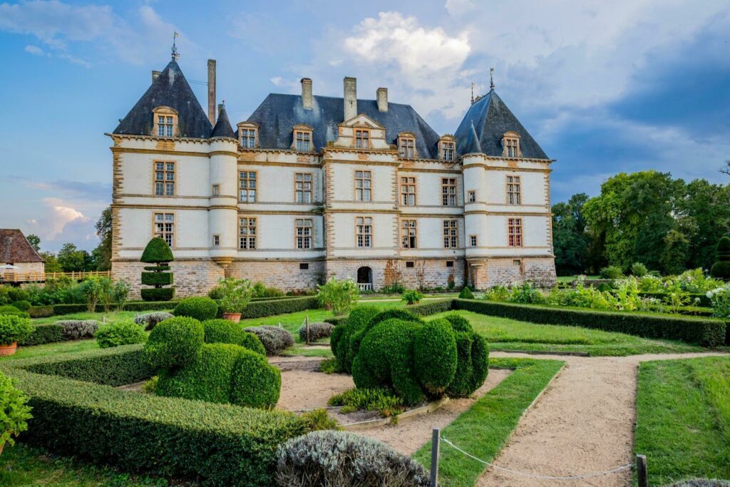 Le château de Cormatin et ses jardins