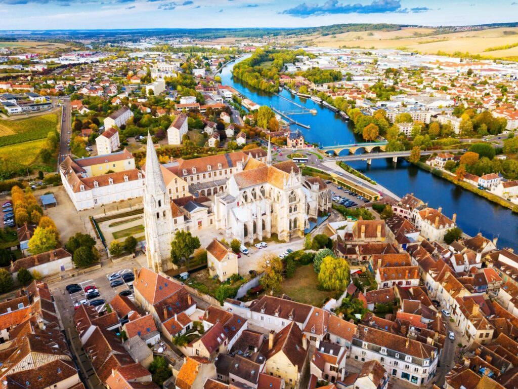 Vue aérienne d'Auxerre