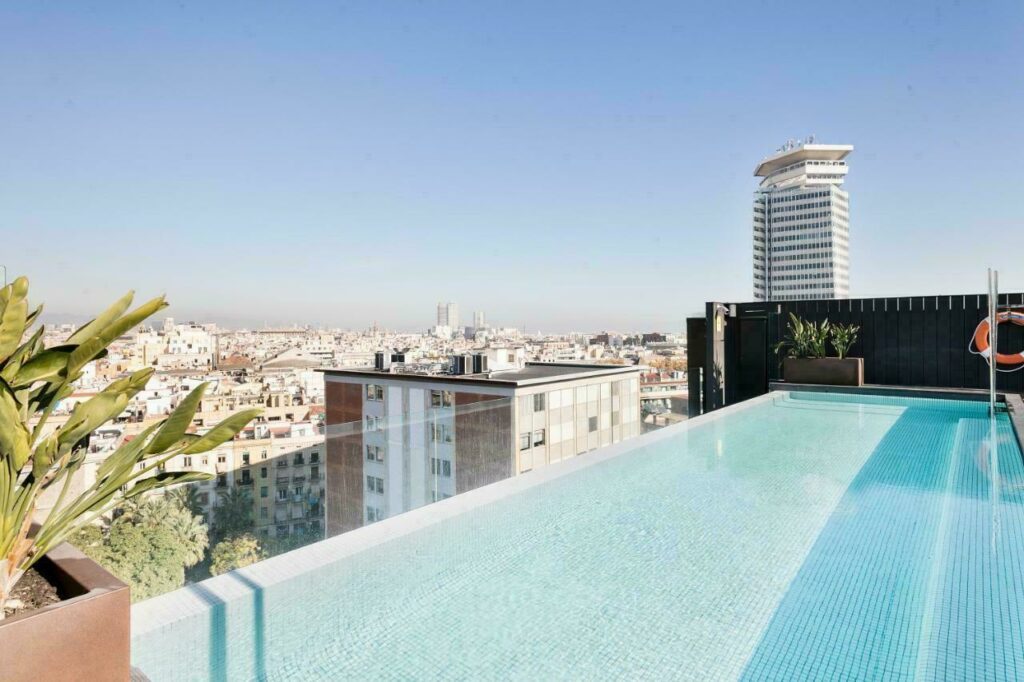 Andante Hotel El Raval Barcelone piscine sur le toit