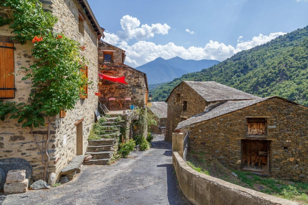 Evol parmi les villages autour de Perpignan