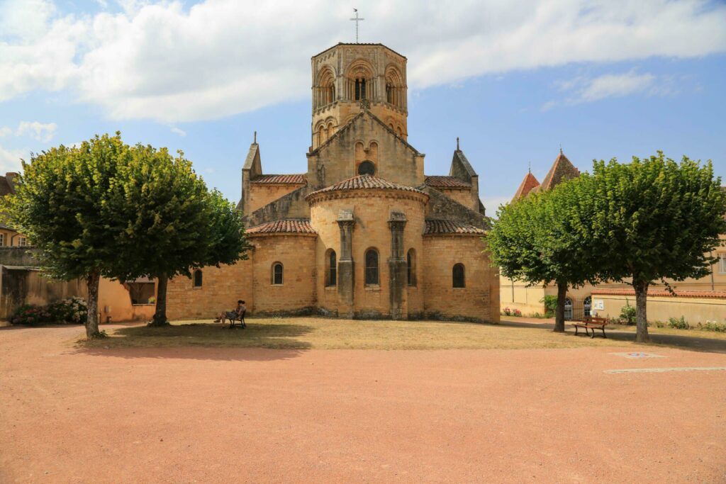 La Collégiale Saint-Hilaire à Semur-en-Brionnais