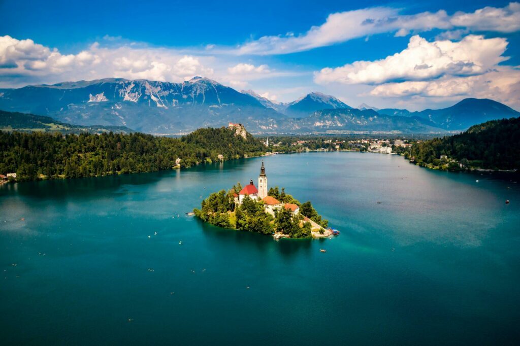 Le lac de Bled dans les lacs d'Europe