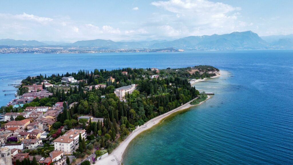 Le lac de Garde parmi les lacs d'Europe