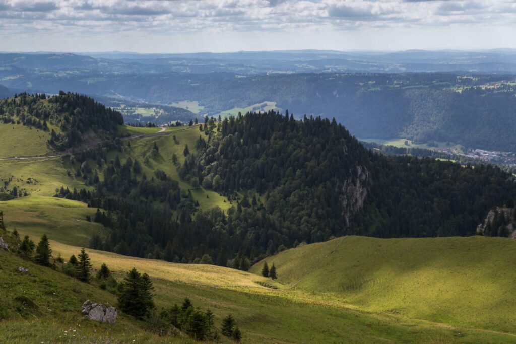 Les collines dans les paysages du Jura