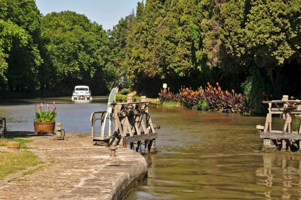 Naviguer sur le Canal du Midi