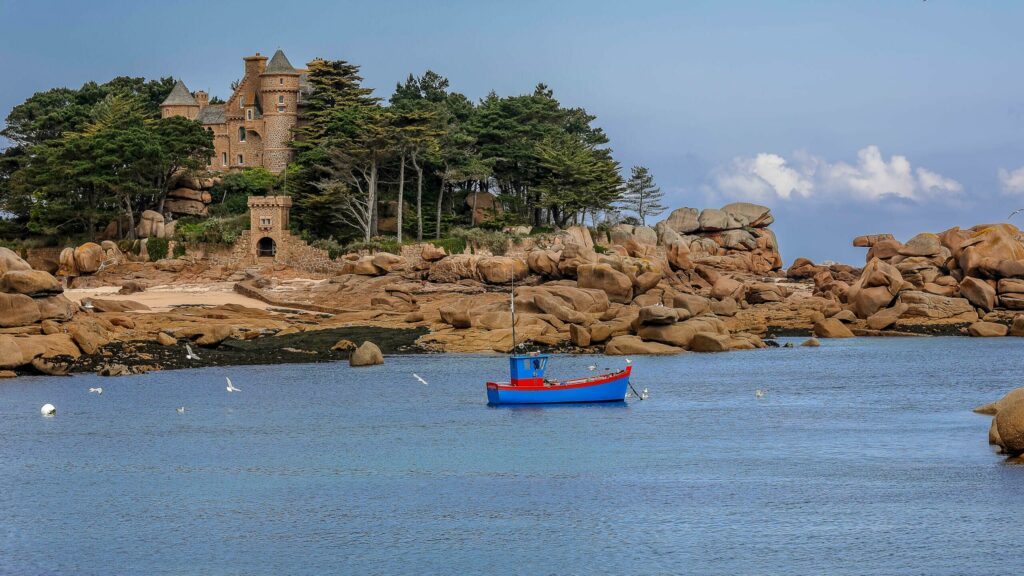 Vue sur le château de Costaérès