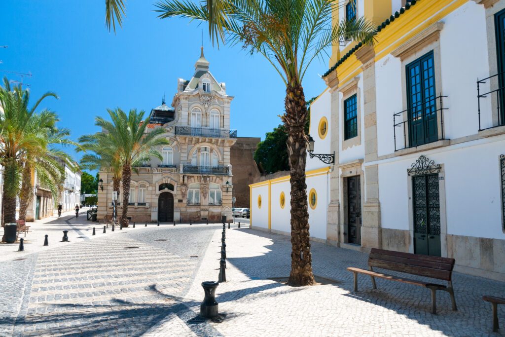 Dans les rues de Faro capitale de l'Algarve