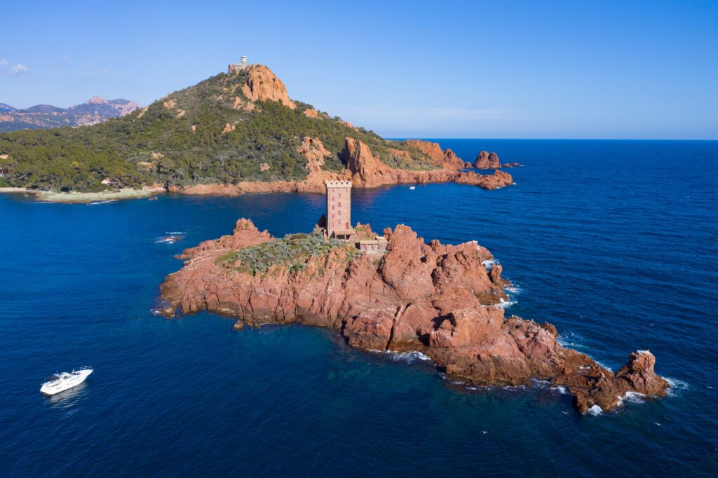 A à la découvert du Dramont et l'Esterel en bateau