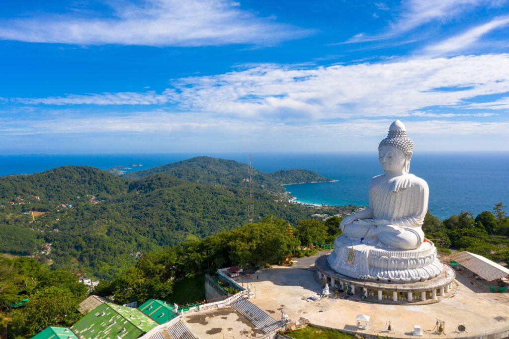 La blanc symbolise Bouddha (Phuket)