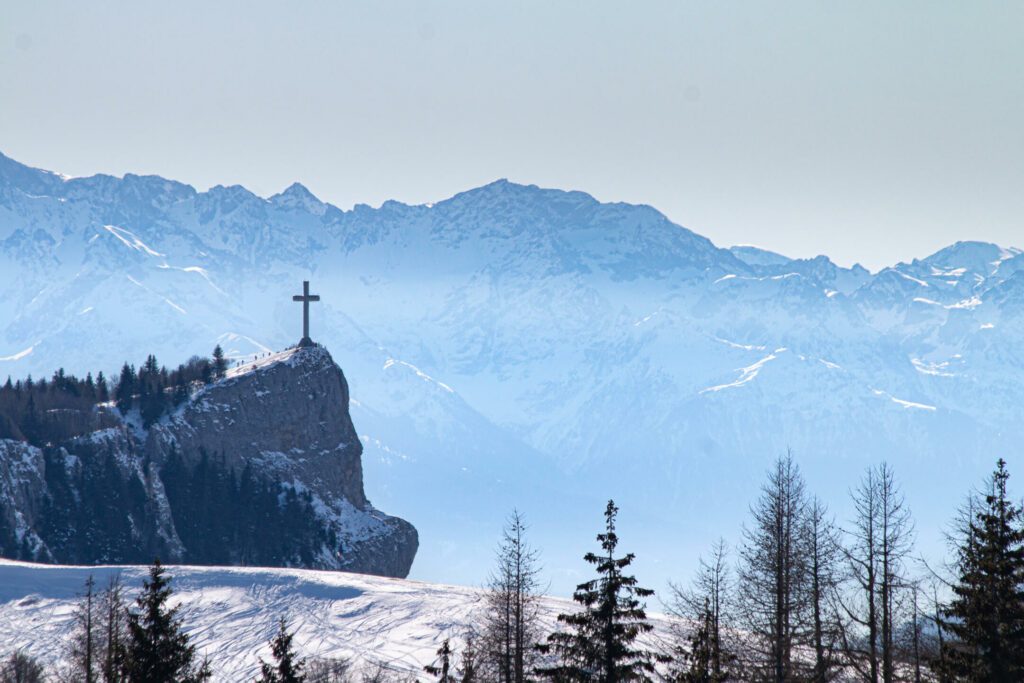 La Croix du Nivolet en hiver