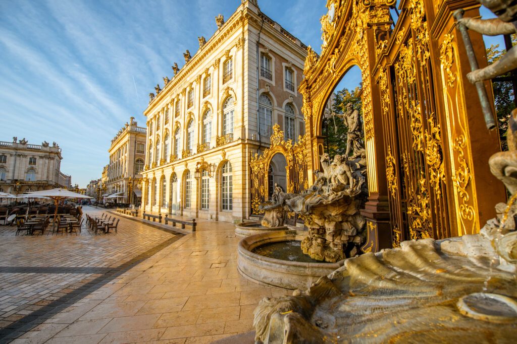 La Place Stanislas de Nancy et ses grilles dorées