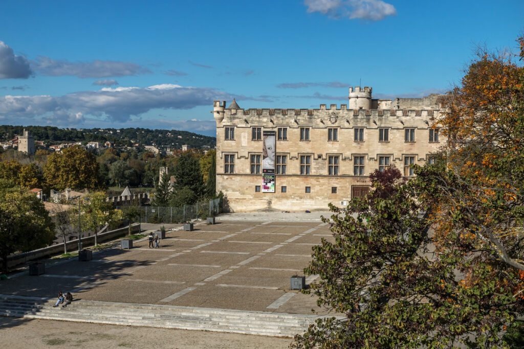 Musée du Petit Palais à Avignon dans le Vaucluse à l' automne , France