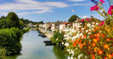Coulon, village autour de La Rochelle