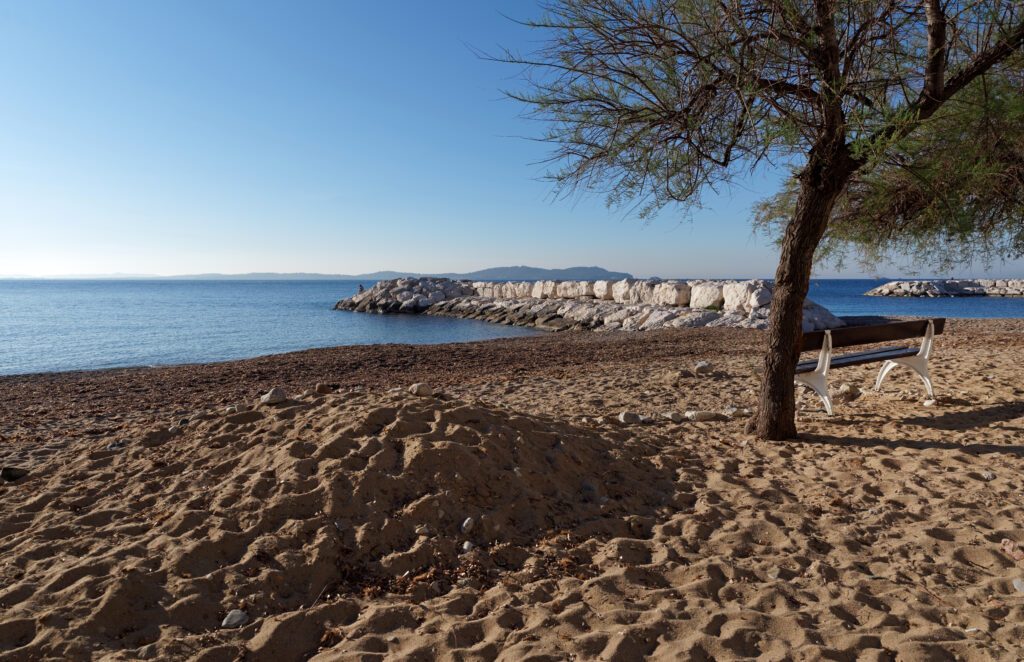 plage de carqueiranne dans les environs de Hyères