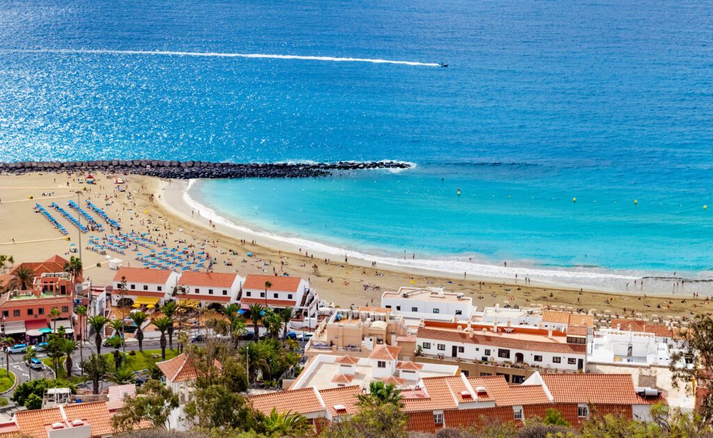 Fuente playa de Las Vistas in summer holiday, Tenerife island - Spain