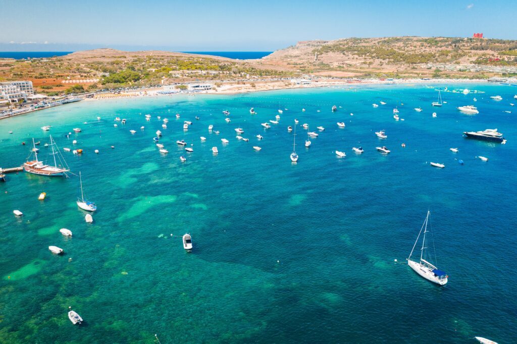 Vue aérienne sur Ghadira Bay