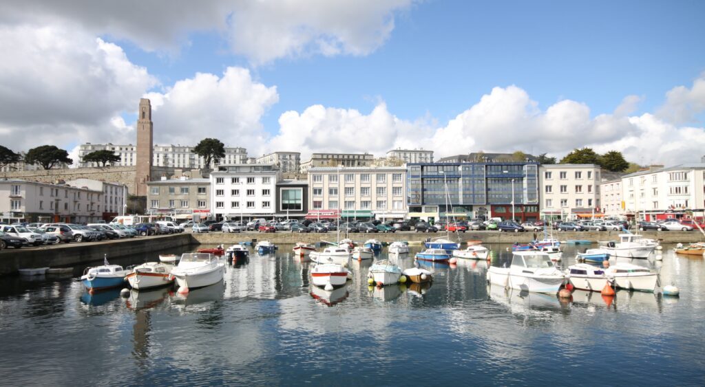 port de brest ,finistère,pêche,bretagne