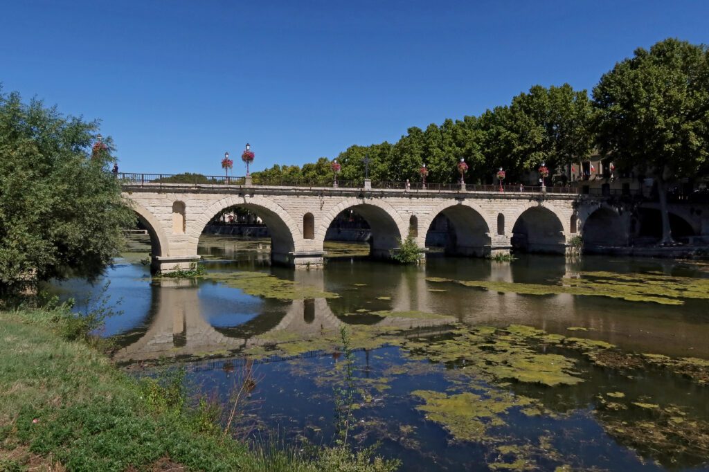 Le pont de Sommières autour de la Grande-Motte