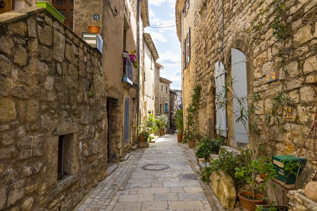 Une ruelle des Matelles