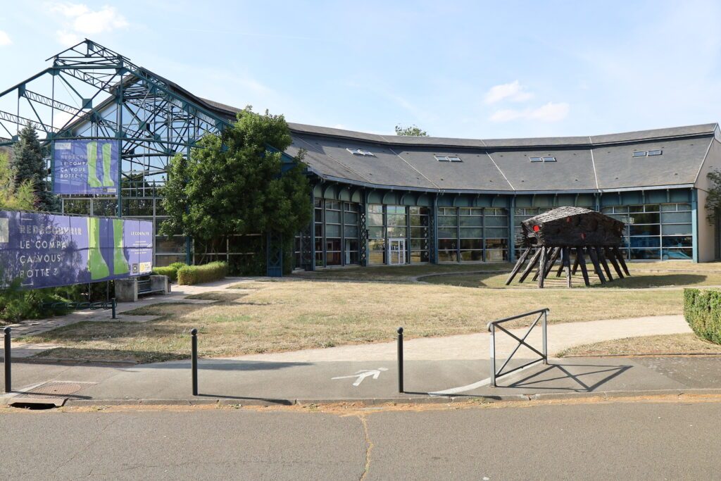 Le COMPA, conservatoire de l'agriculture et musée, ville de Chartres, vue de l extérieur, département de l Eure et Loir, France