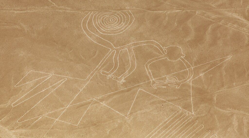 Le Singe parmi les Géoglyphes de Nazca