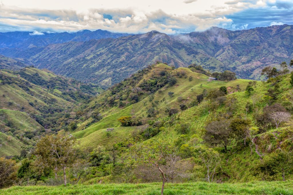 Vue sur Los Quetzales dans les paysages du Costa Rica