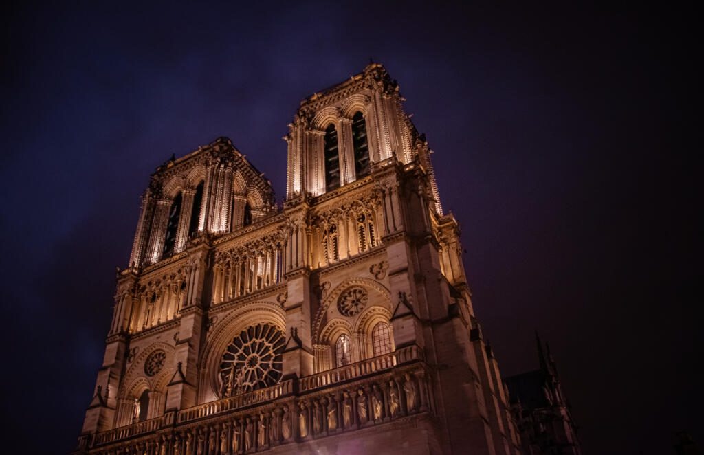 notre dame cathedral by night