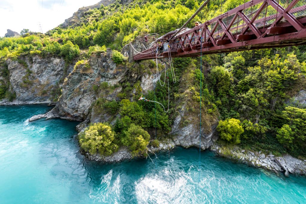 Bungy Jump at Kawarau Gorge Suspension Bridge at New Zealand South Island