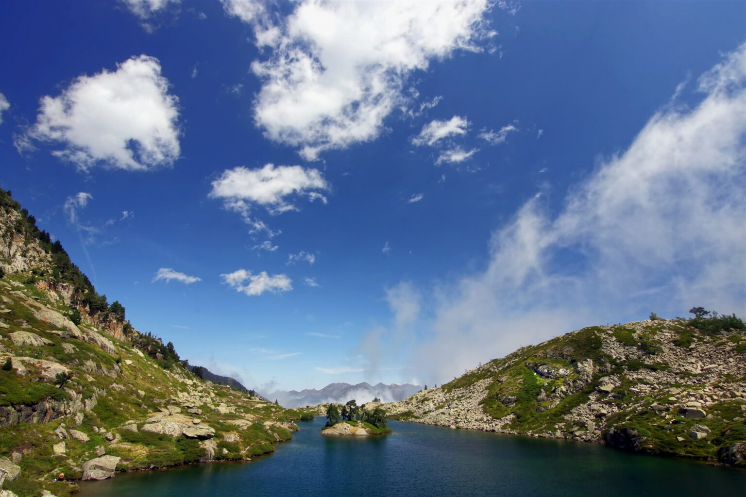 Voici 15 Lacs Des Pyr n es Admirer Pendant Votre S jour voici-15-lacs-des-pyr-n-es-admirer-pendant-votre-s-jour