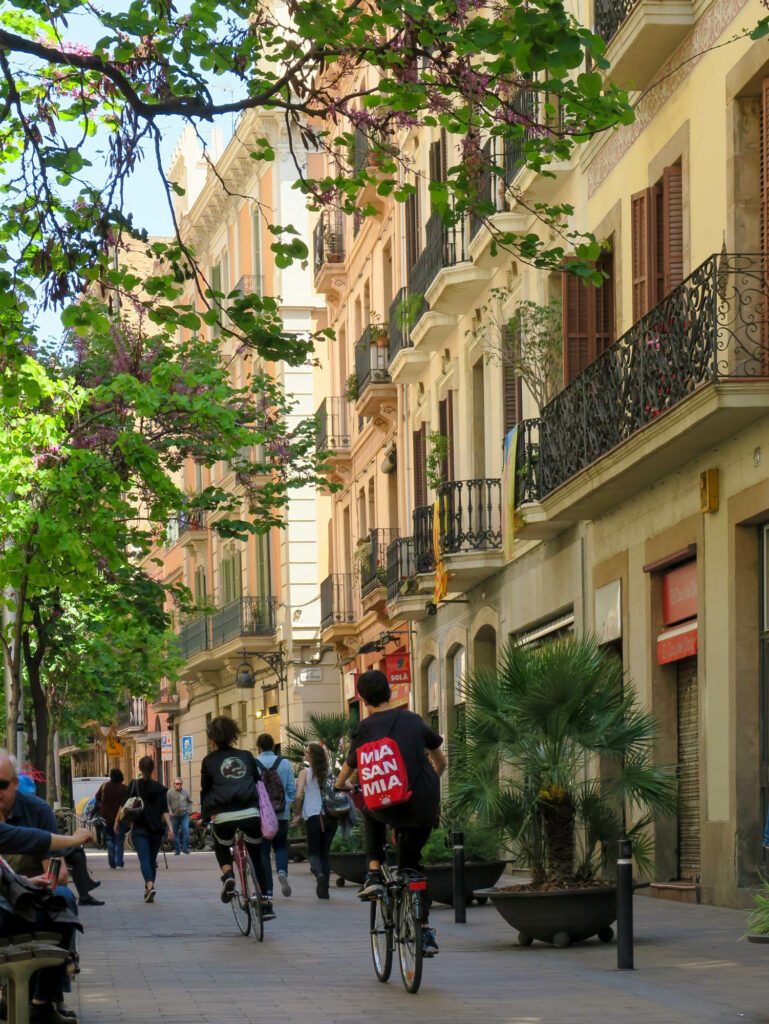 Flanez dans le quartier de Gracia - Barcelone