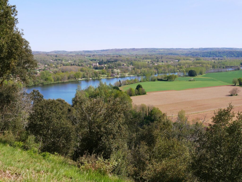 Cingle de Trémolat, boucle de la rivière Dodogne en Périgord Noir. France