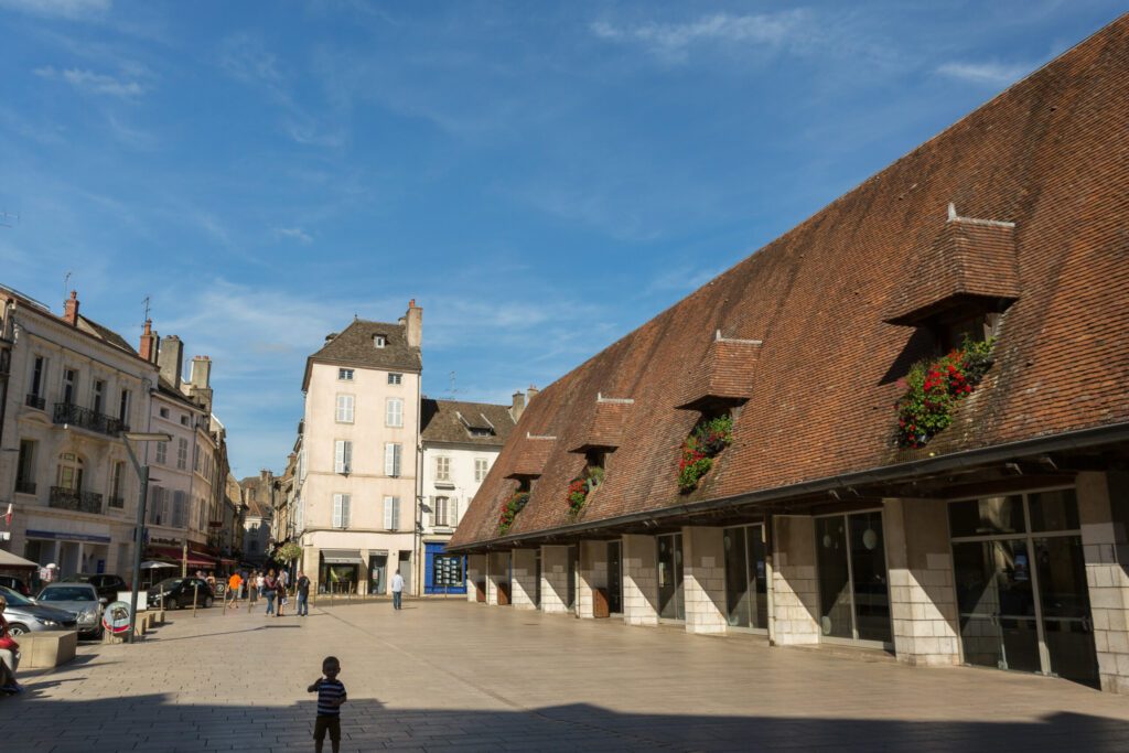 Place de la halle à Beaune