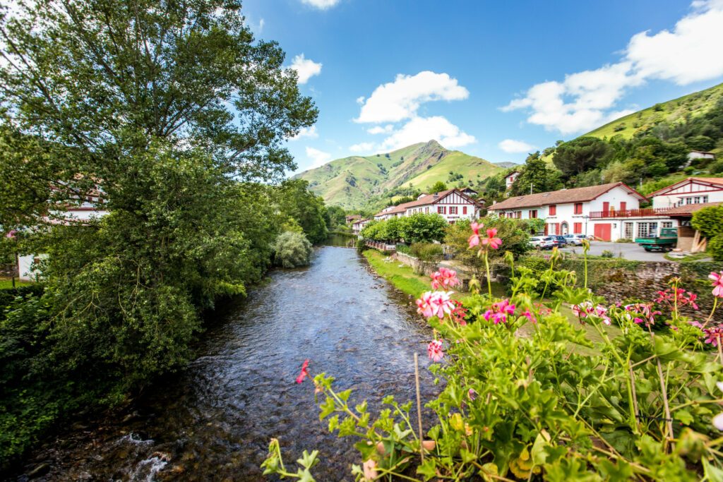 Saint-Étienne-de-Baïgorry dans les villages du Pays basque