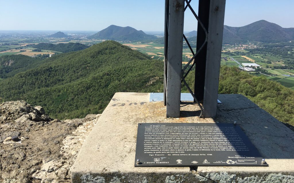 Vue depuis Montegrotto Terme pour un voyage littéraire en Italie du Nord