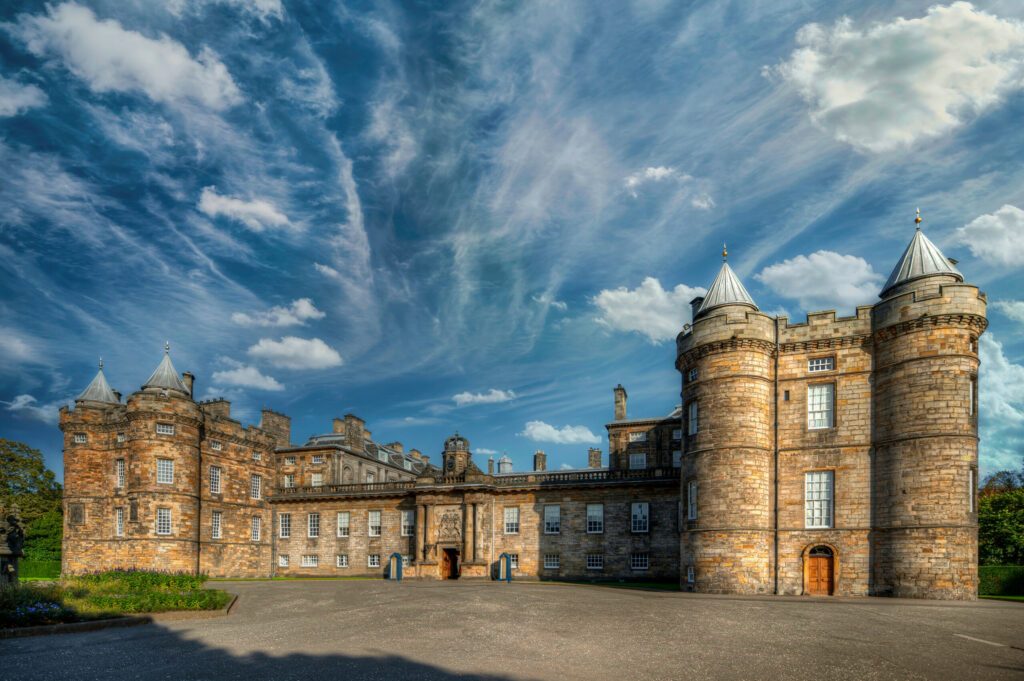 Le palais de Holyroodhouse, à voir à Edimbourg
