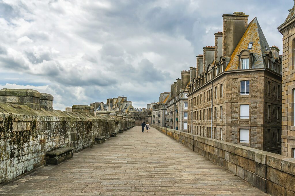 The ramparts of the walled city of Saint Malo. Saint-Malo is a walled port city in Brittany on English Channel, Emerald Coast, Ille et Vilaine, France.