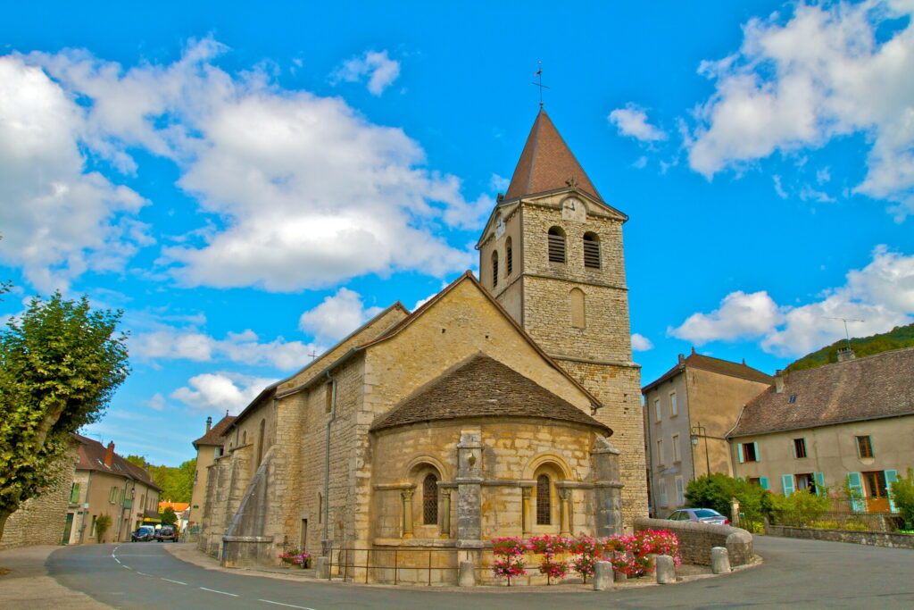 VUE PANORAMIQUE EGLISE BUGEY