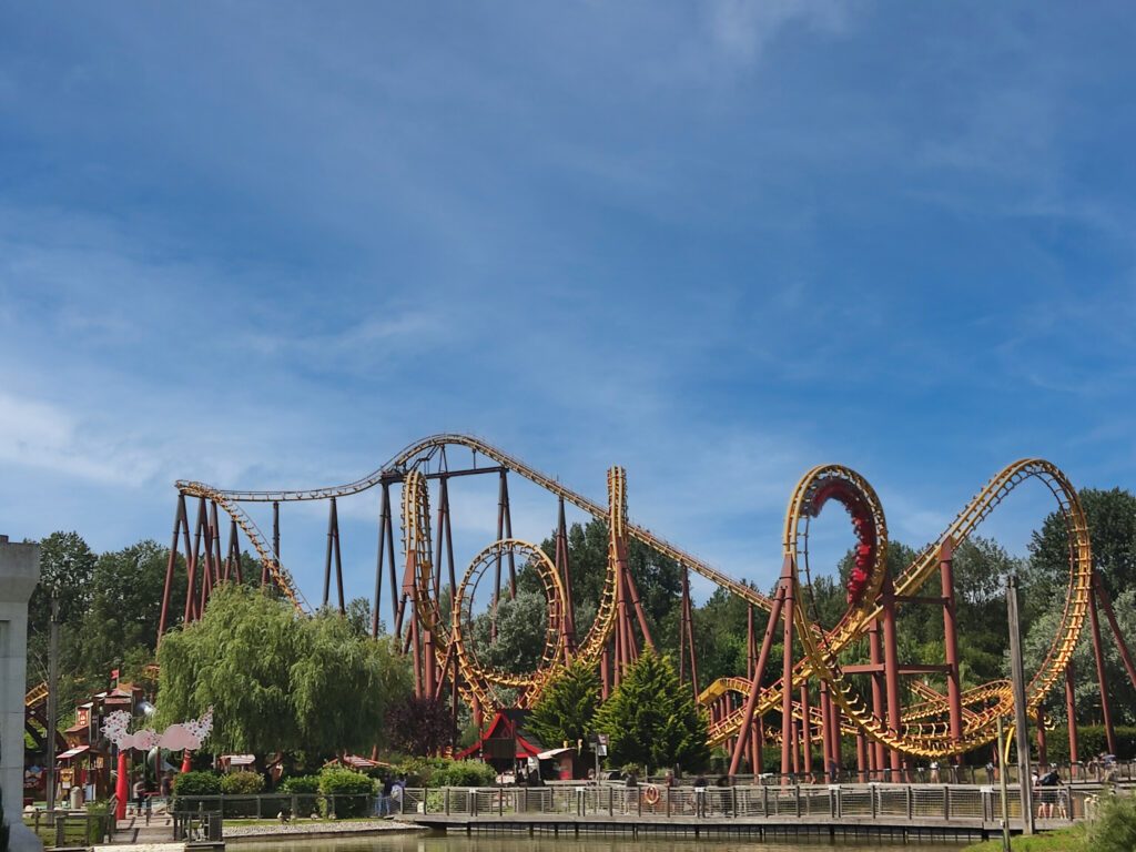 Une attraction dans le Parc Astérix