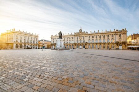 Les 11 plus belles places de France à découvrir