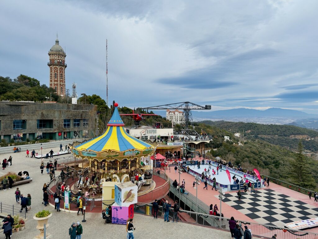 La patinoire de Tibidabo en hiver © Max / LesZed-Okvoyage