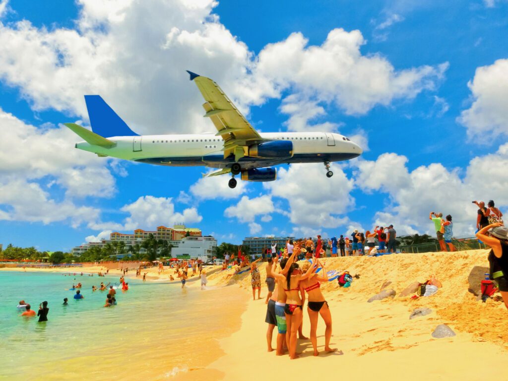 Atterrissage des avions depuis Maho Bay à Saint Martin